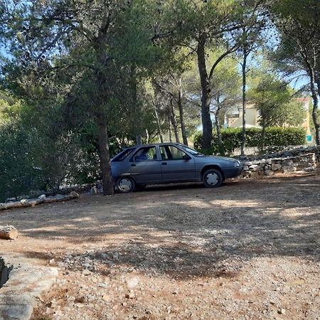 הוילה מילנה Juka House מראה חיצוני תמונה